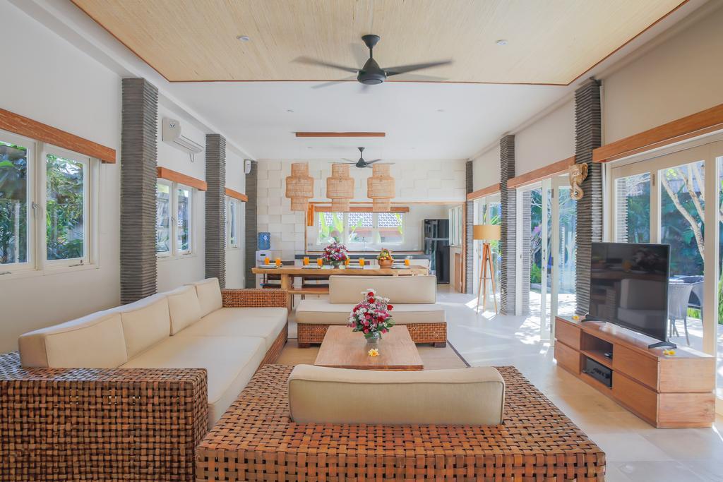 Villa La Luvier Canggu  Bagian luar foto