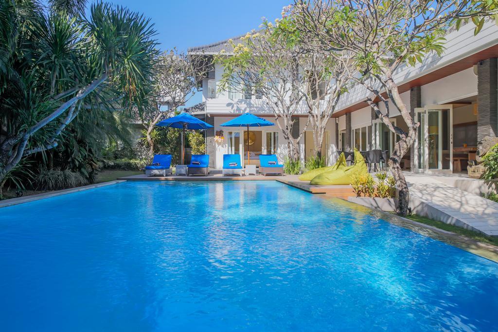 Villa La Luvier Canggu  Bagian luar foto